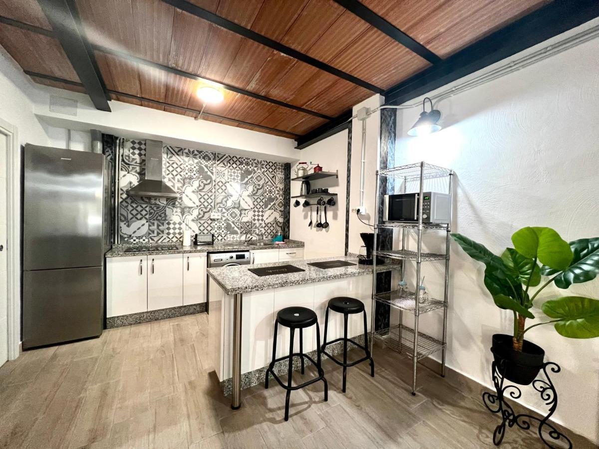 Apartament Duplex Huelin Iii & By Ele *